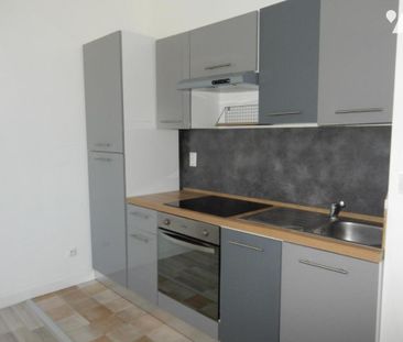 LA VOULTE SUR RHONE- Appartement de type I - Photo 2