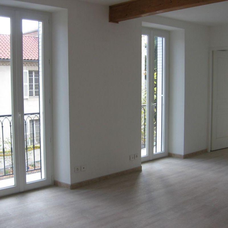 Location Appartement 2 pièces 47m² PRIVAS 07000 - Photo 1