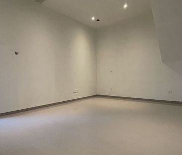 Appartement te huur in Lebbeke voor € 750 met 1 slaapkamer - Photo 2