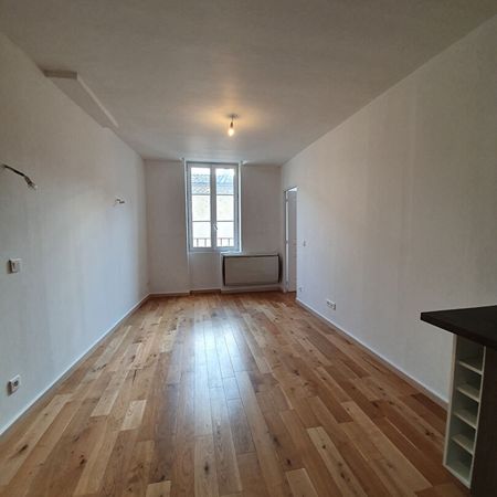Location Appartement 2 pièces 45m² - Photo 4