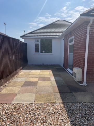 Beresford Road, Poole - Photo 5