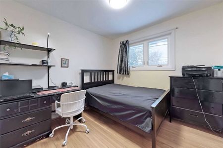 For Lease - 6 Kitson Drive, Toronto, Ontario - Photo 2