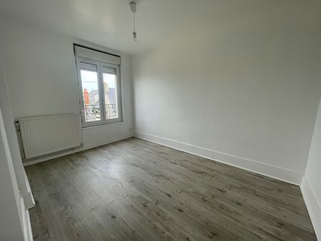 Location Appartement 3 pièces 72m² - Photo 5