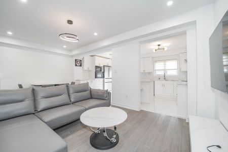 For Lease - 164 John Davis Gate, Whitchurch-Stouffville, Ontario - Photo 4