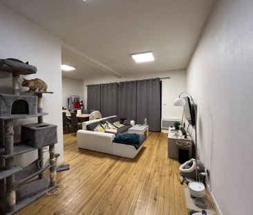 Location Appartement 2 pièces 74m² VALENCE 26000 - Photo 2