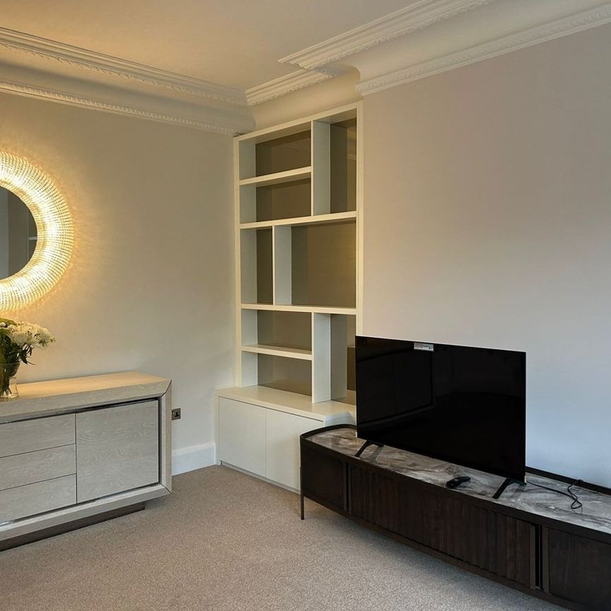 2 Bed Flat, Dunrobin Court, NW3 - Photo 1