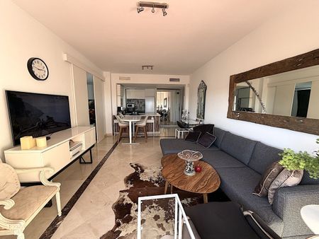 Atico en alquiler en Estepona - Photo 3