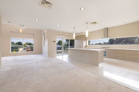 Prestige Apartment - Photo 4