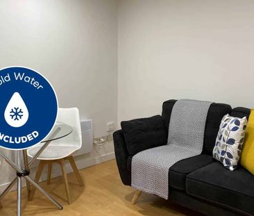 One Bedroom Sapphire Apartment - Photo 2