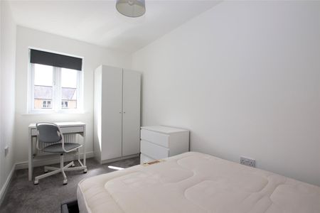 Clarks Way, Bath - Photo 2