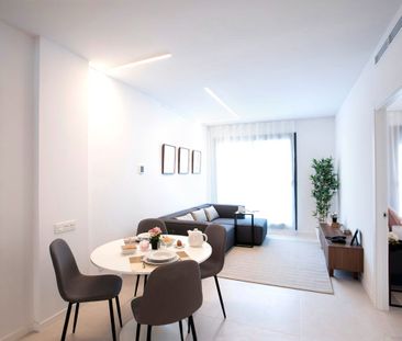 Piso de alquiler en Carrer de Prat de la Riba, 43, Centre - Photo 1