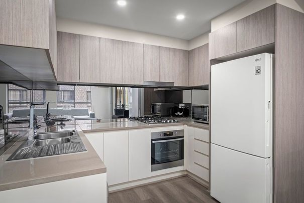 Modern Apartment in Prime Toongabbie Location - Photo 1