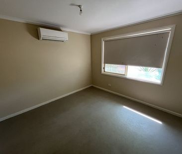 48 McSporran Crescent, Port Augusta - Photo 4