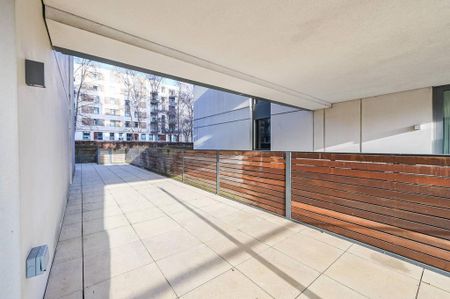 3 bedroom flat to rent - Photo 2