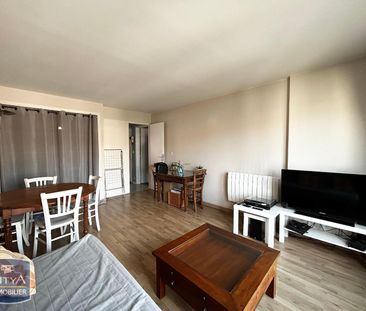 Location Appartement 2 pièces 50m² LILLE 59000 - Photo 2