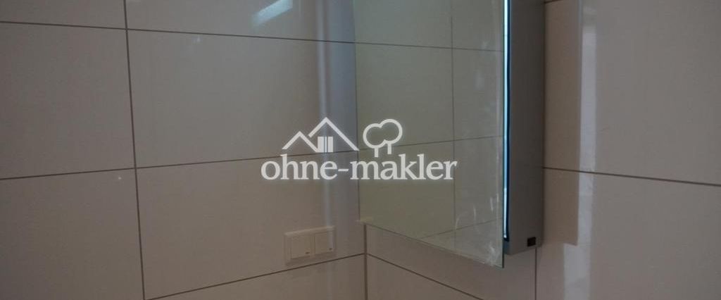 Helle 2,5-Zimmer-Wohnung mit Sonnenbalkon in Duisburg-Duissern - Photo 1