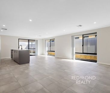 Coastal Living Meets Modern Comfort – Alkimos Gem! - Photo 4