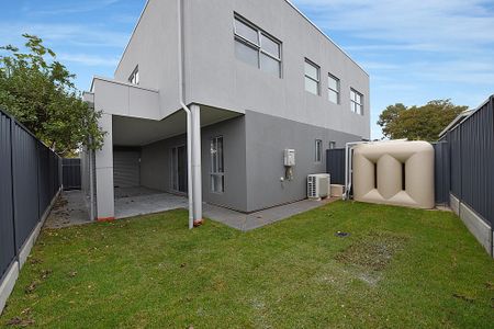 3/24 Hunter Rd, Christies Beach SA 5165 - House For Rent | Domain - Photo 4