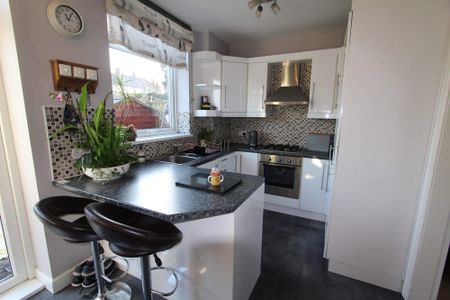 Fircroft Avenue, Sheffield, S5 - Photo 5