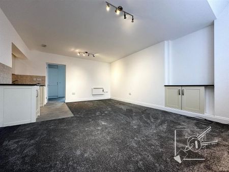 1 bedroom ground floor flat to rent - Photo 3