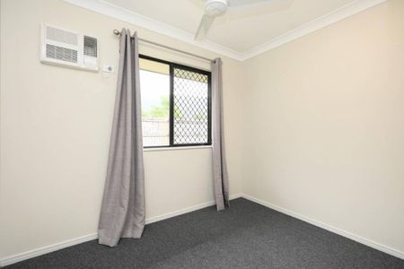 Fully Air Conditioned - Large Tiled Patio - Side Access - Corner Block - Photo 3