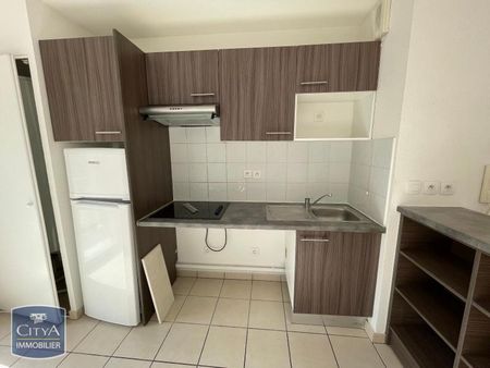 Location Appartement 3 pièces 55m² JURANCON 64110 - Photo 5