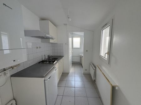 BORDEAUX CROIX-BLANCHE - STUDIO 32M2 LUMINEUX ET RENOVE - Photo 2