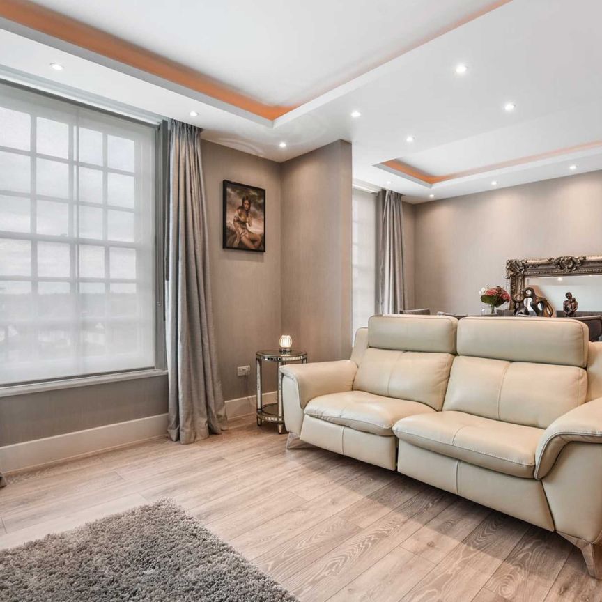 Dudley Court, Finchley Road, NW11 - Photo 1