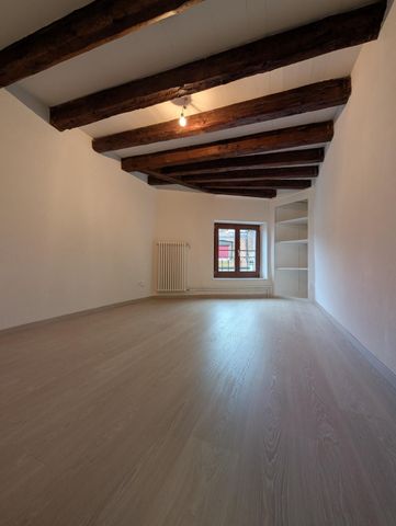 Renovated 2-room apartment on the 3rd floor - Photo 2