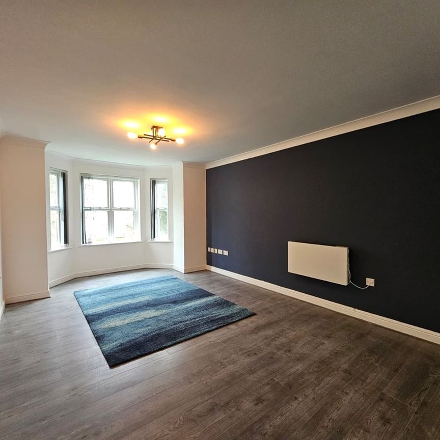 2 Bed Flat, Hadfield Close, M14 - Photo 1