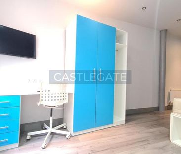 1 bedroom in a flat share to rent - Photo 6