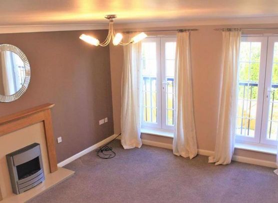 4 bedroom terraced house to rent - Photo 1