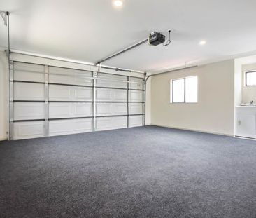 Warm family home great location - Photo 3