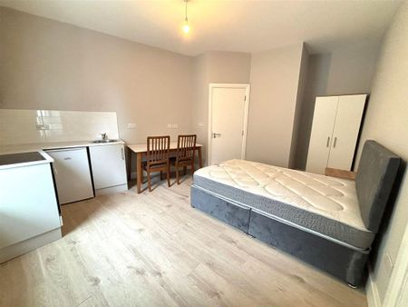 North Circular Road, Dublin 7 - Photo 2