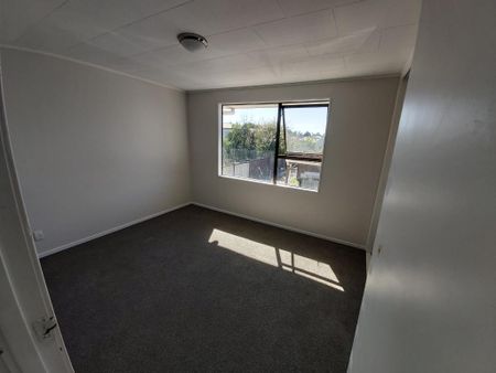 7 Unit 2 Albertson Place, Manurewa - Photo 4