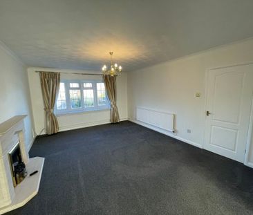 King George Court, Swansea, SA2 - Photo 2