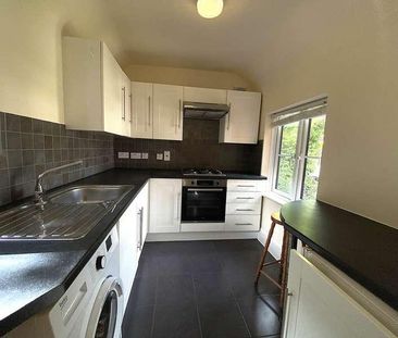 St Thomas Hill, Canterbury, CT2 - Photo 1