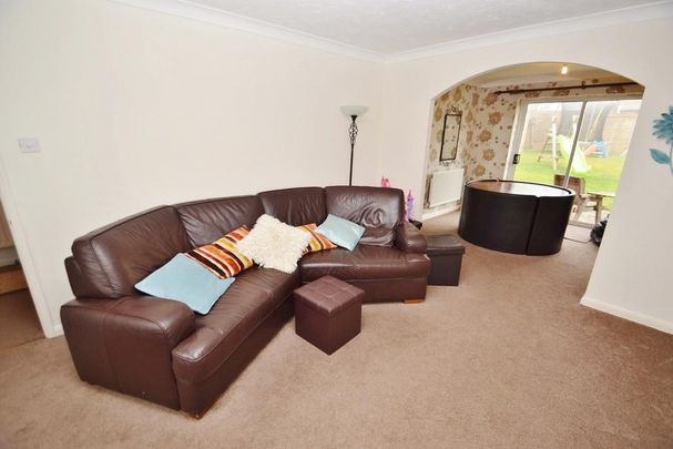 3 bedroom detached house to rent - Photo 1