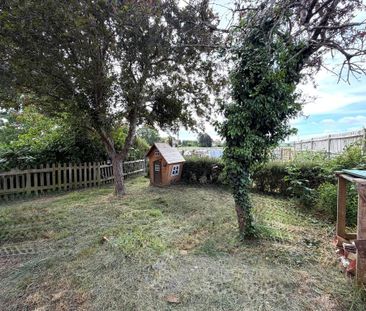 3 bedroom semi-detached house to rent - Photo 2