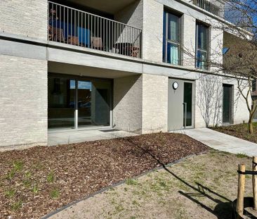 Modern gelijkvloers appartement met ondergrondse staanplaats in Eeklo. - Foto 2