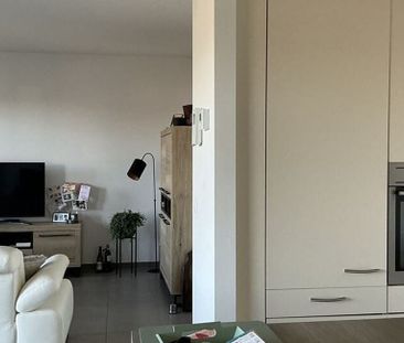 Appartement te huur in Kontich voor € 1.035 met 3 slaapkamers - Foto 2