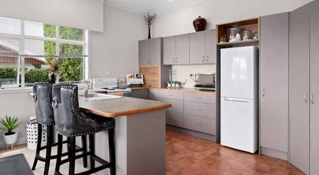 Bright 3-Bedroom Home in Te Awamutu! - Photo 2