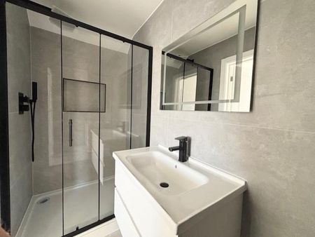 6 bedroom semi-detached house to rent - Photo 5