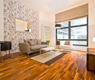 1 Bed Flat, South Quay Square, E14 - Photo 2