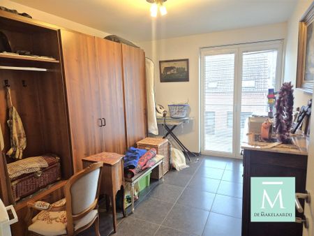 Appartement met 2 slaapkamers en zeer ruim terras - Photo 4