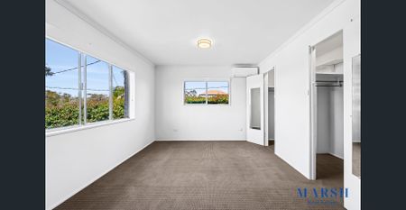 Spacious Family Living - Photo 4