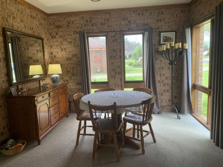 Unique Chalet style home - Photo 2