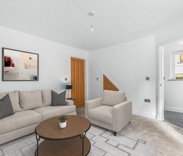 3 bedroom semi-detached house to rent - Photo 1