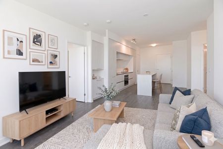 For Lease - 6 David Eyer Road Unit# 806, Richmond Hill, Ontario - Photo 2