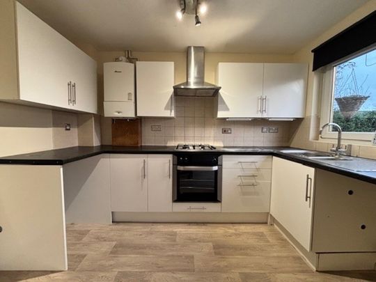 Longbrook Avenue, Preston - Photo 1